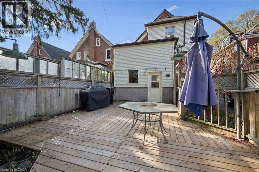 70 SIMEON Street