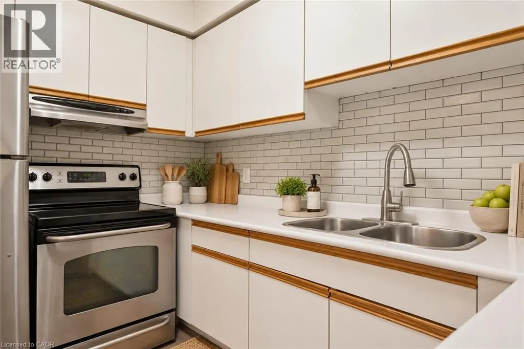 4195 LONGMOOR Drive Unit# 3 #3