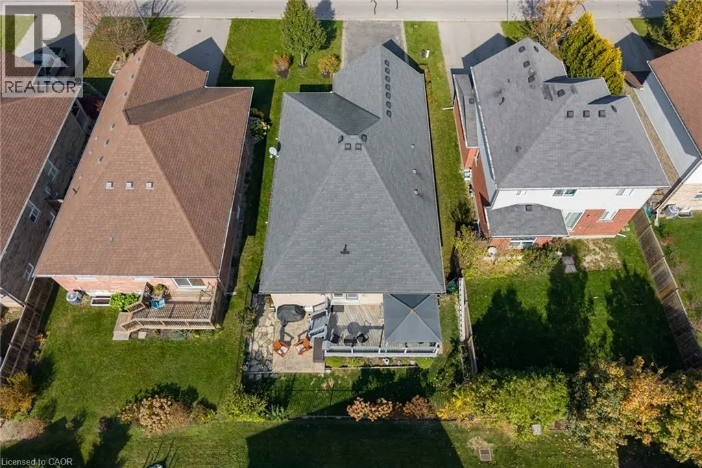 98 SANDERS Crescent
