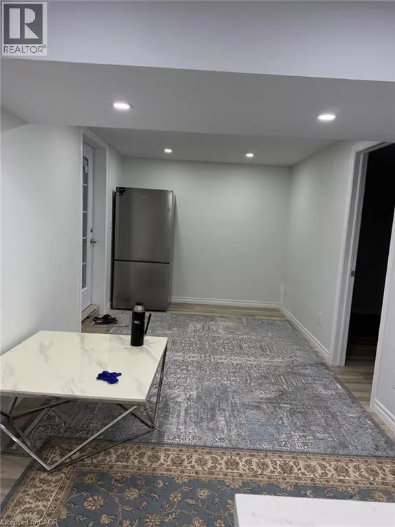 32 ORCHID Crescent
