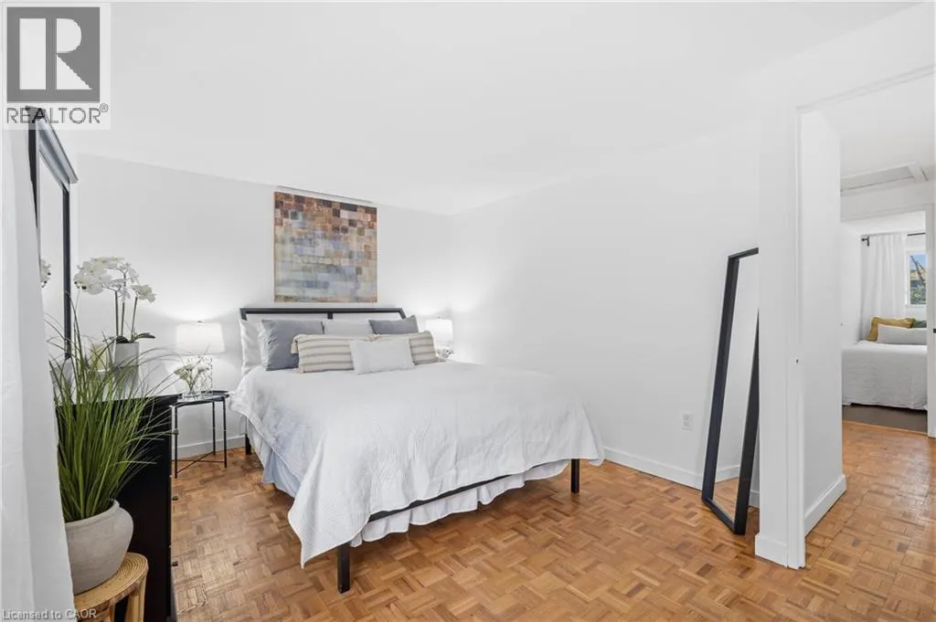 162 JANSEN Avenue Unit# 26 #26