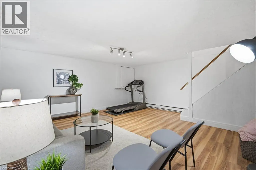 162 JANSEN Avenue Unit# 26 #26