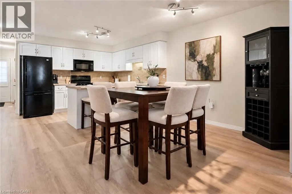 210 DAWN Avenue Unit# 38 #38