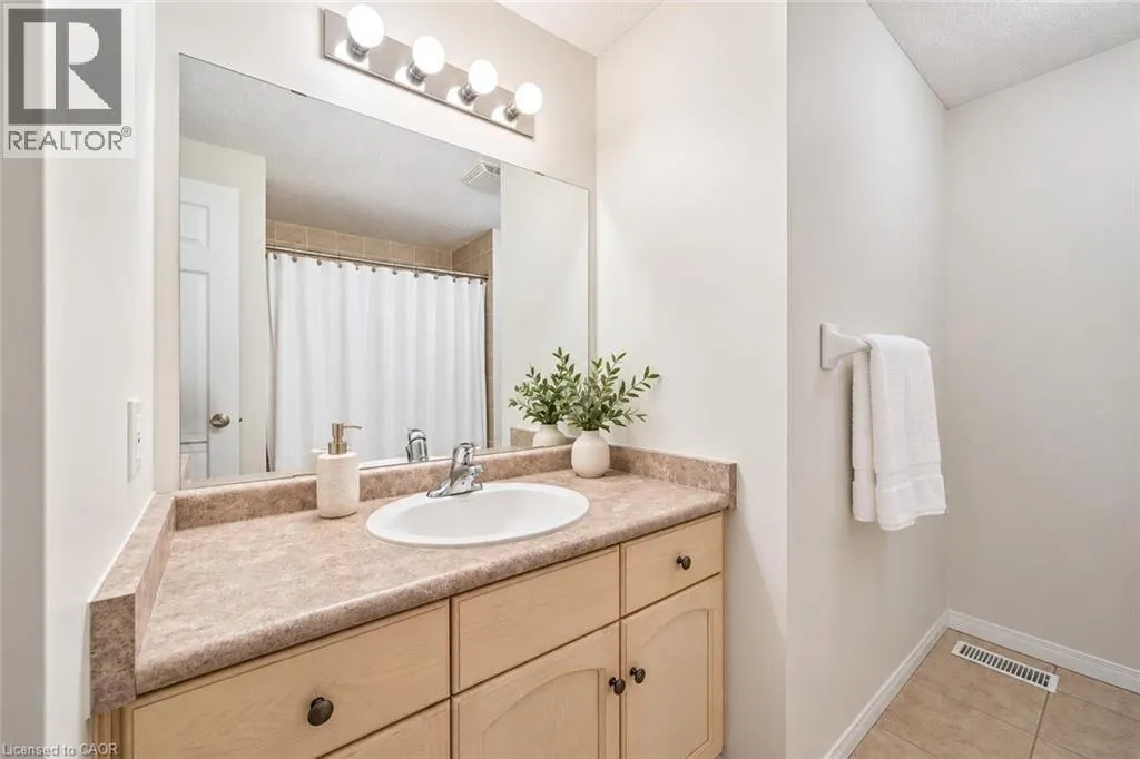210 DAWN Avenue Unit# 38 #38