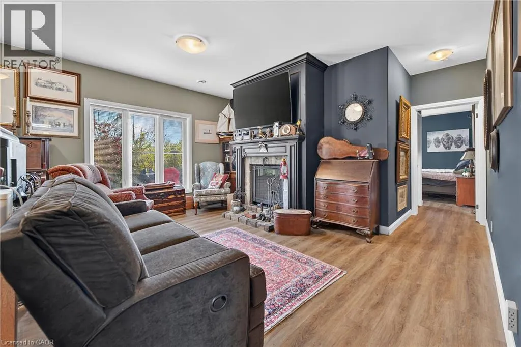 740 MAIN Street E Unit# 31 #31