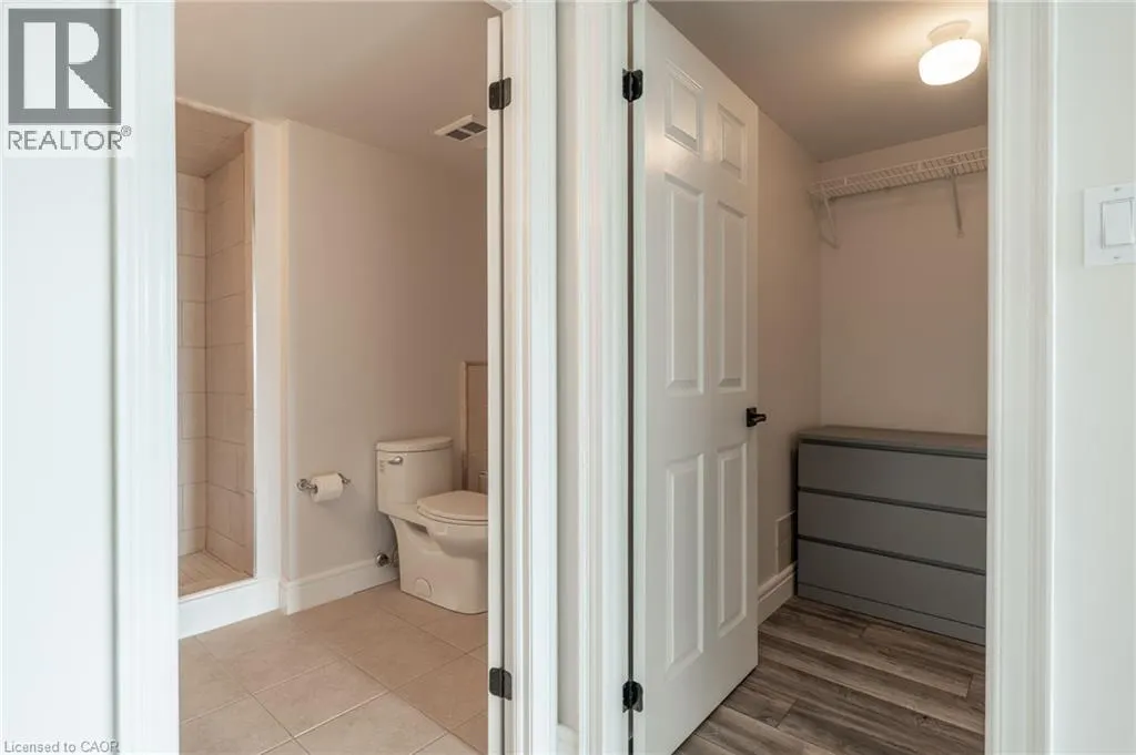 67 CAROLINE Street S Unit# 13A #13A