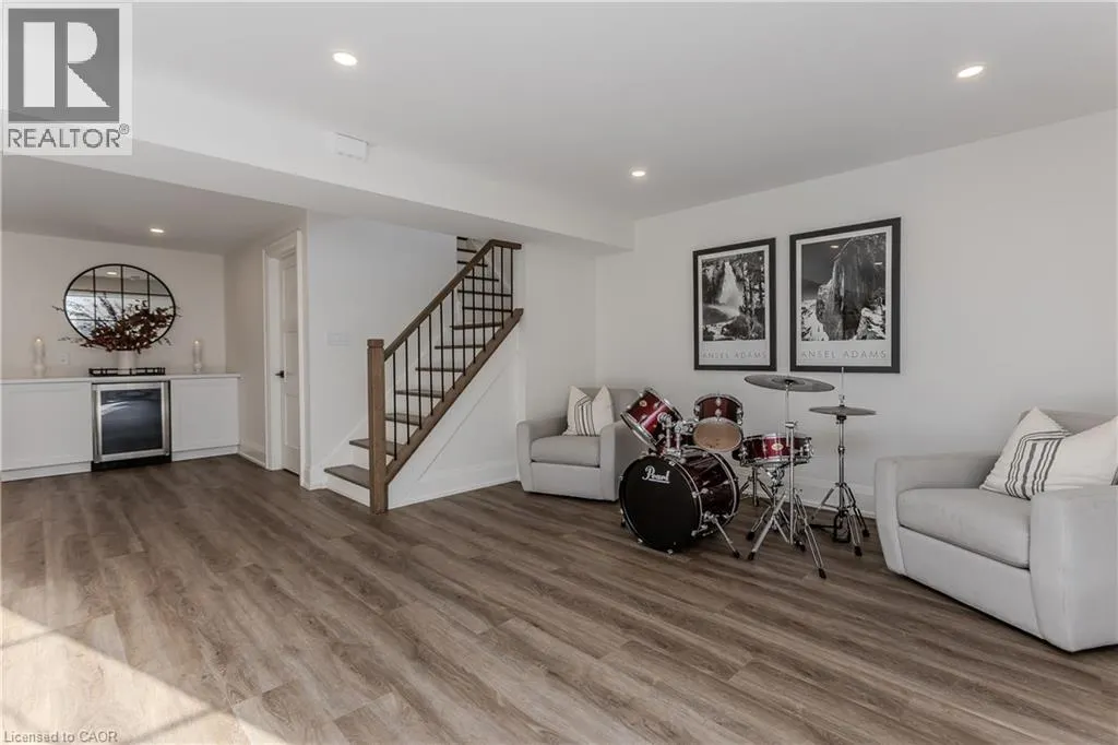 2215 HIGHWAY NO 6