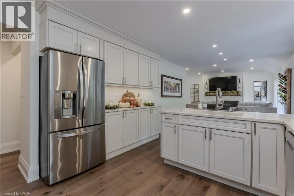 2215 HIGHWAY NO 6