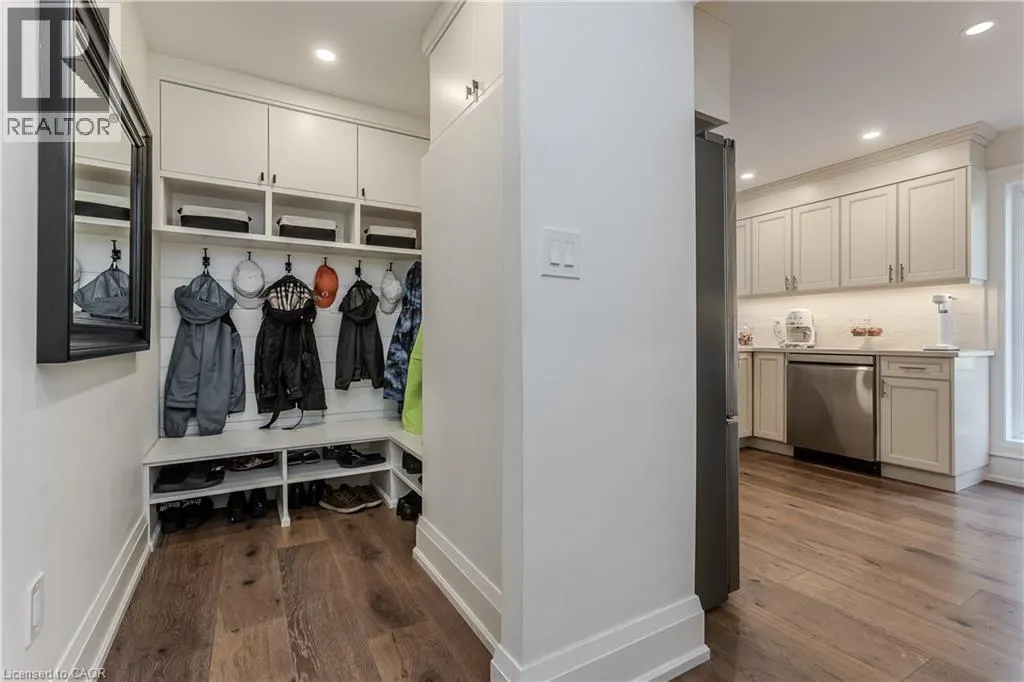 2215 HIGHWAY NO 6
