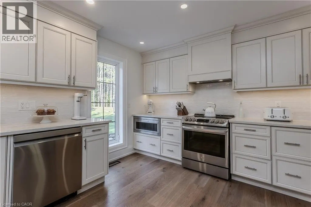 2215 HIGHWAY NO 6