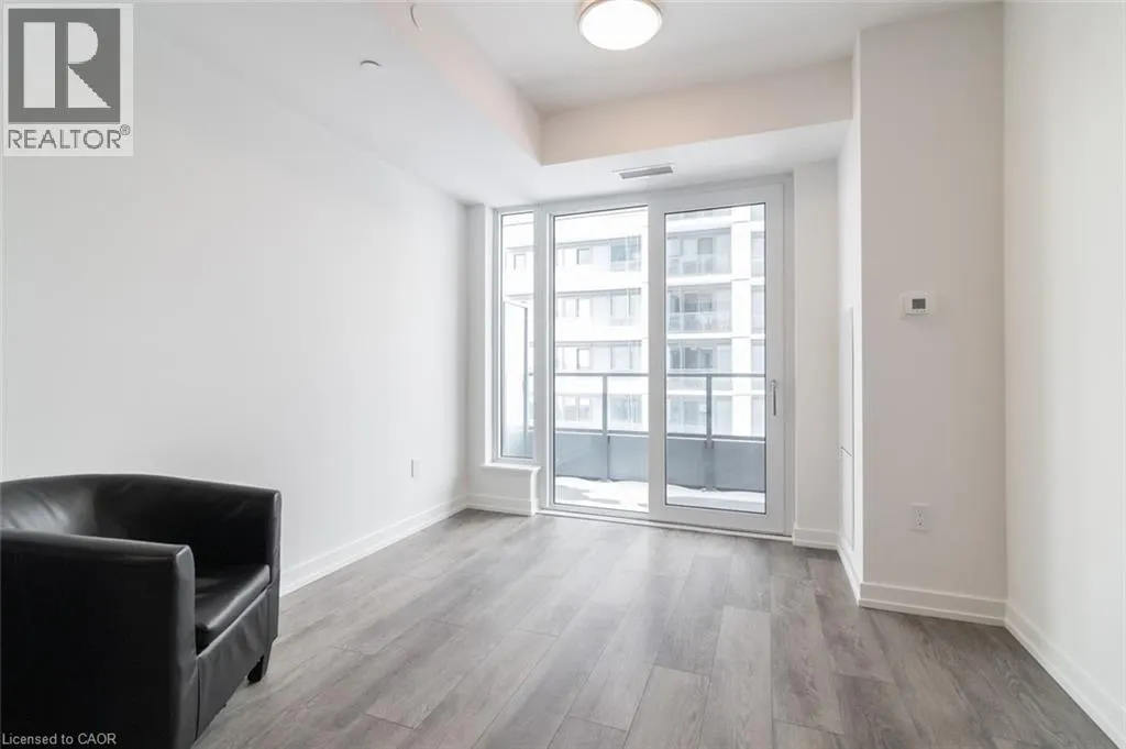 15 WELLINGTON Street S Unit# 601 #601