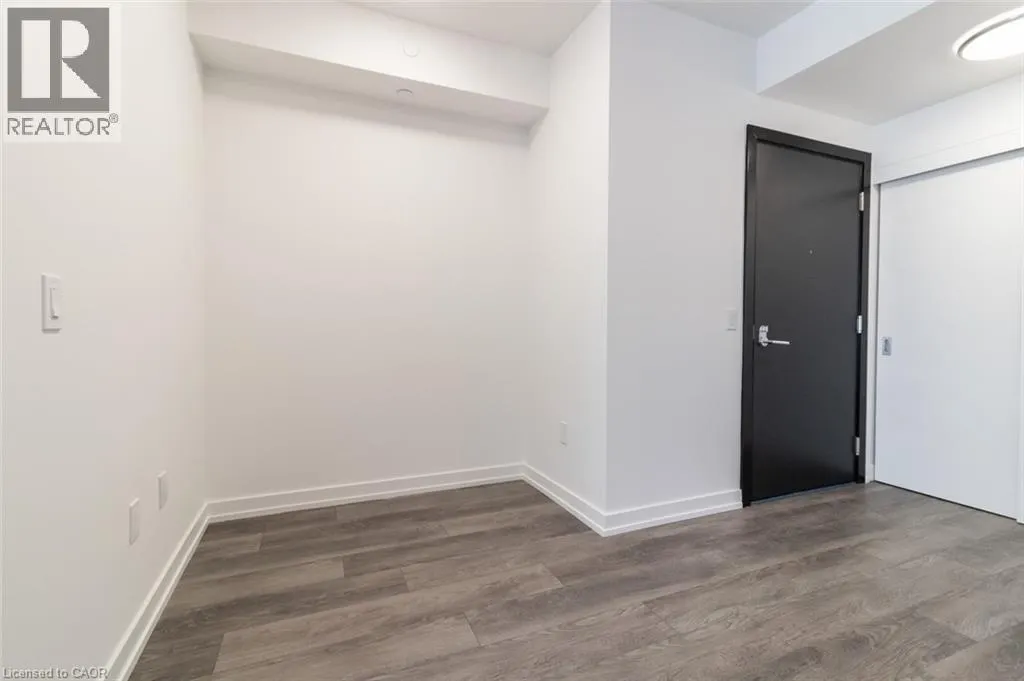 15 WELLINGTON Street S Unit# 601 #601