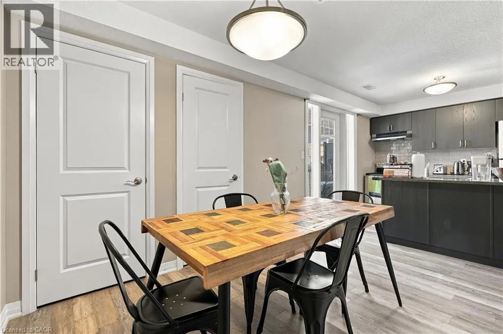 1989 OTTAWA Street S Unit# 22B #22B