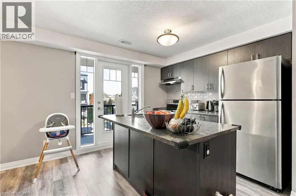 1989 OTTAWA Street S Unit# 22B #22B