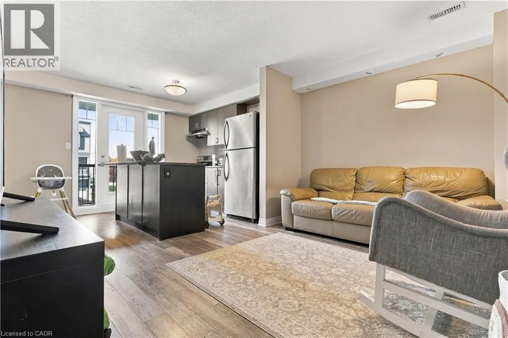 1989 OTTAWA Street S Unit# 22B #22B