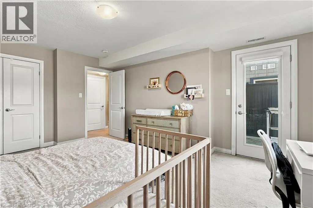 1989 OTTAWA Street S Unit# 22B #22B