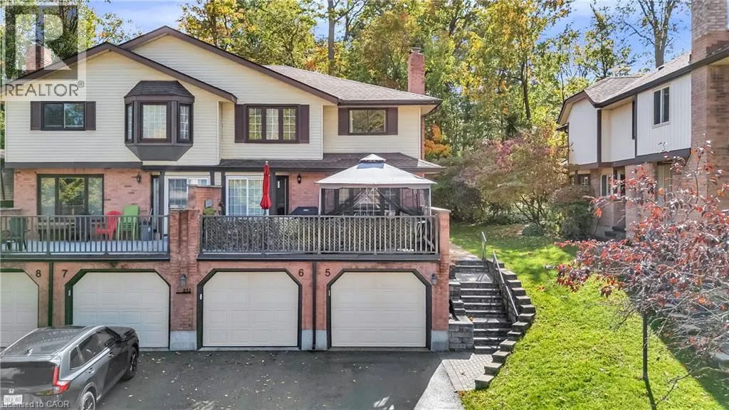232 KINGSWOOD Drive Unit# 5 #5