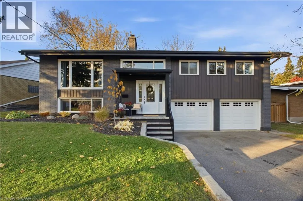 74 TANGLEWOOD Avenue