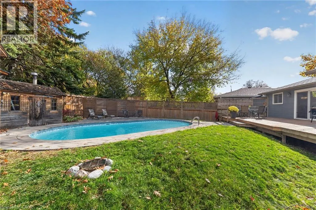 241 BOUSFIELD Crescent