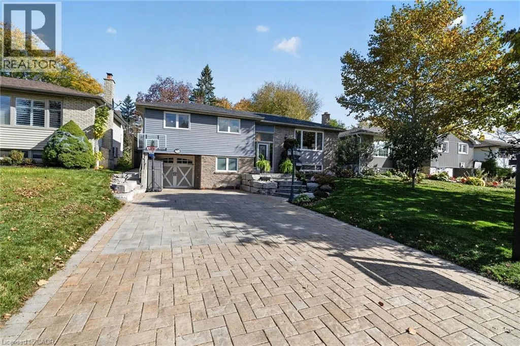 241 BOUSFIELD Crescent