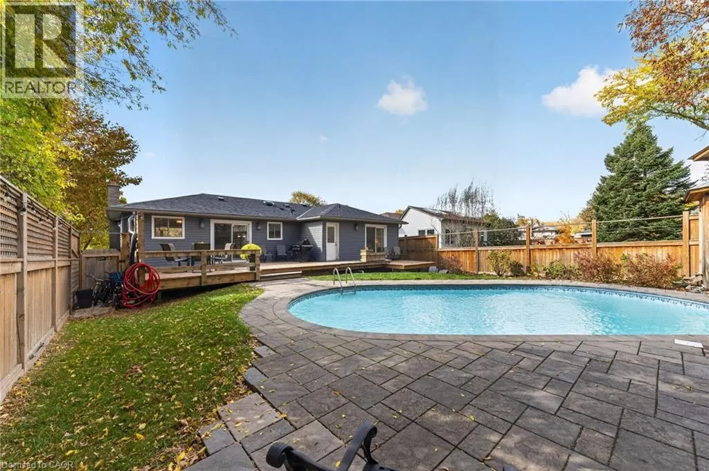241 BOUSFIELD Crescent