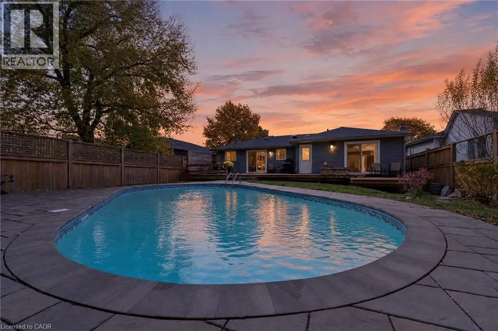 241 BOUSFIELD Crescent