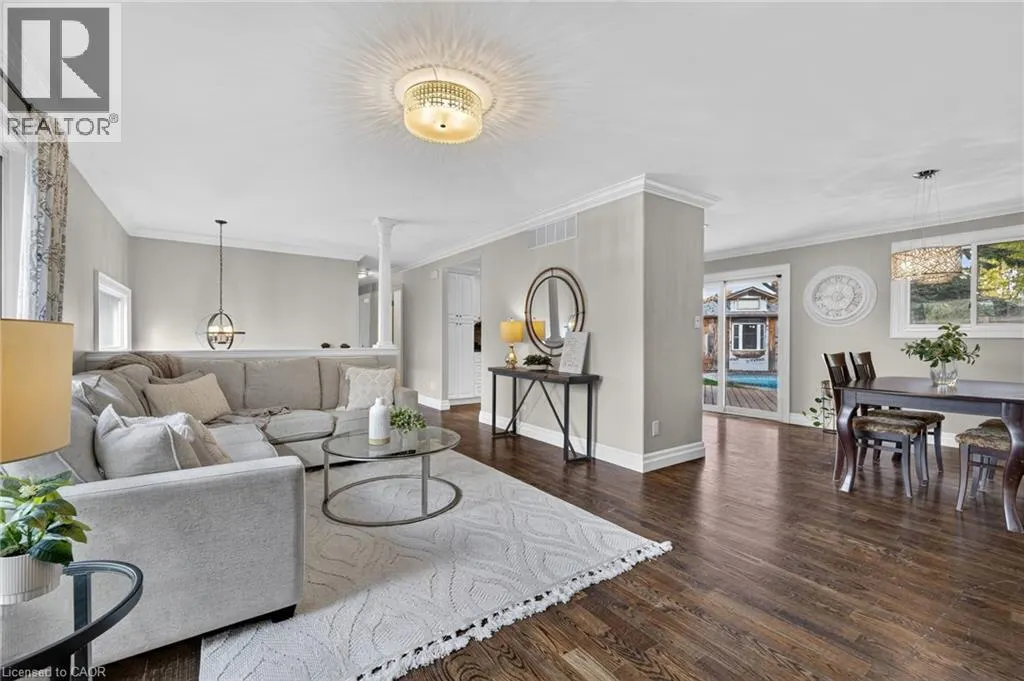 241 BOUSFIELD Crescent