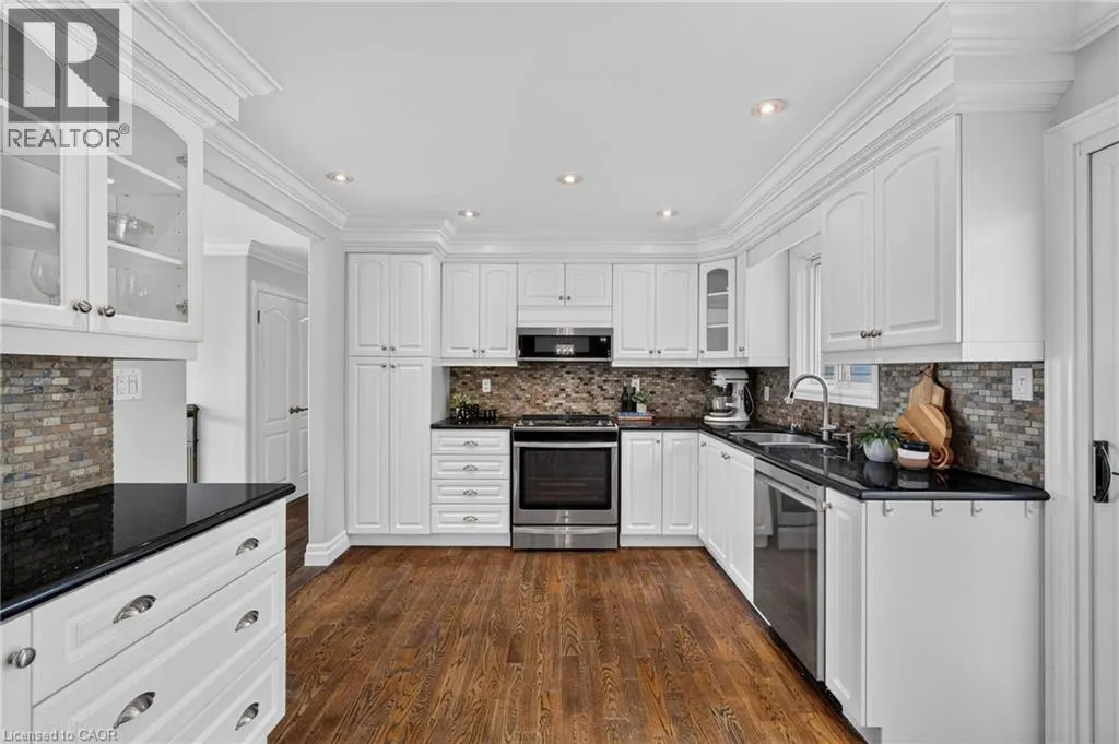 241 BOUSFIELD Crescent