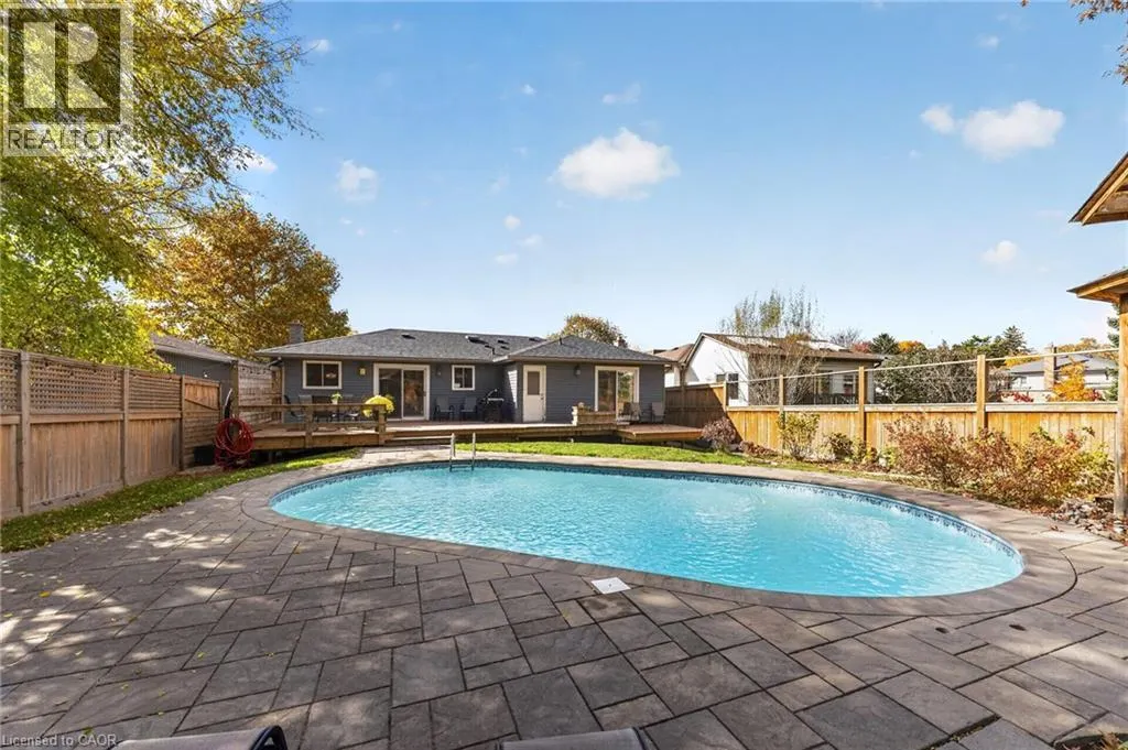 241 BOUSFIELD Crescent