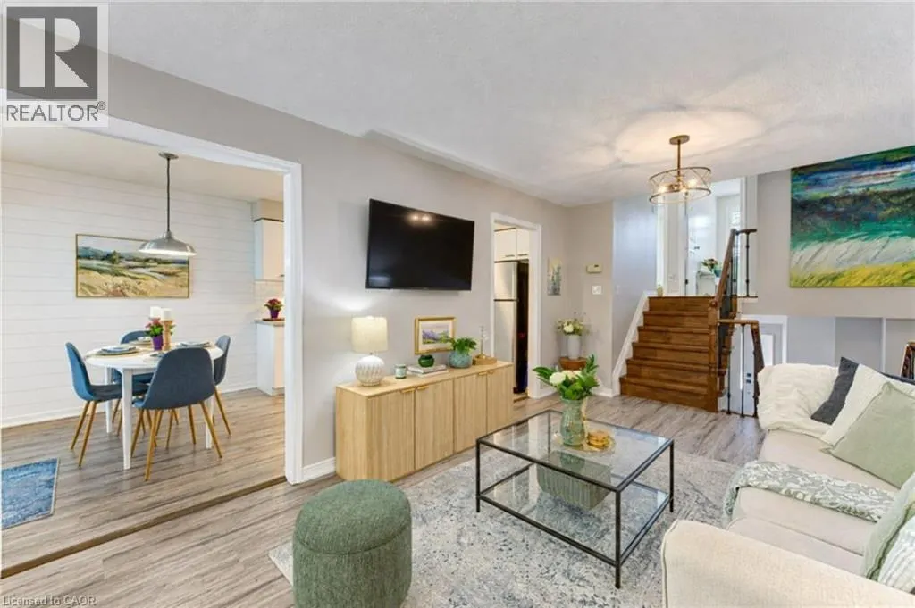 375 HOLIDAY INN Drive Unit# 10 #10