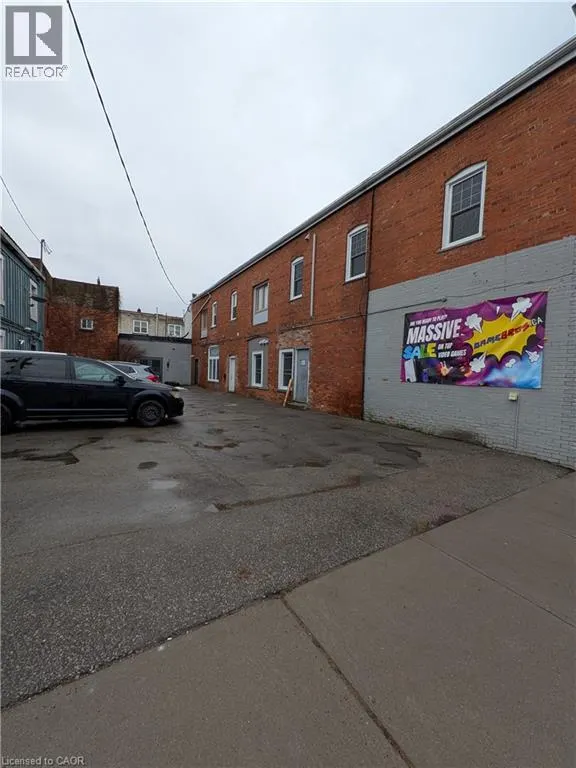 17-23 KENT Street S