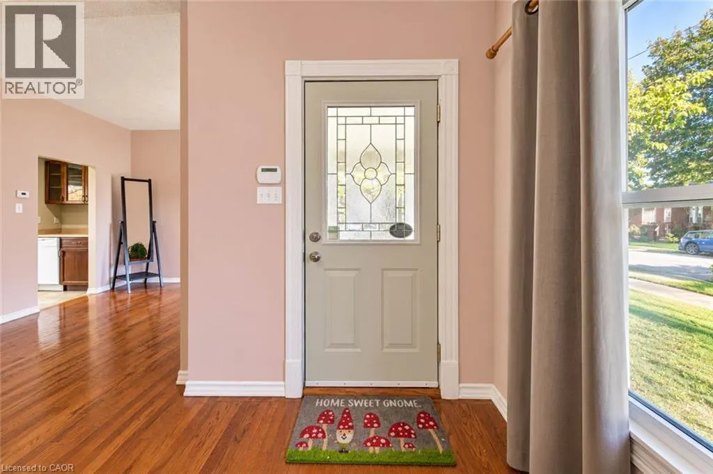 81 GLENDALE Avenue N