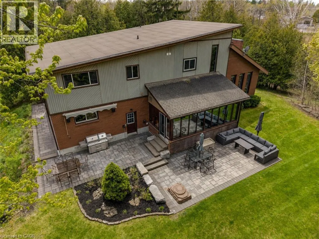 2092 HIGHWAY 6