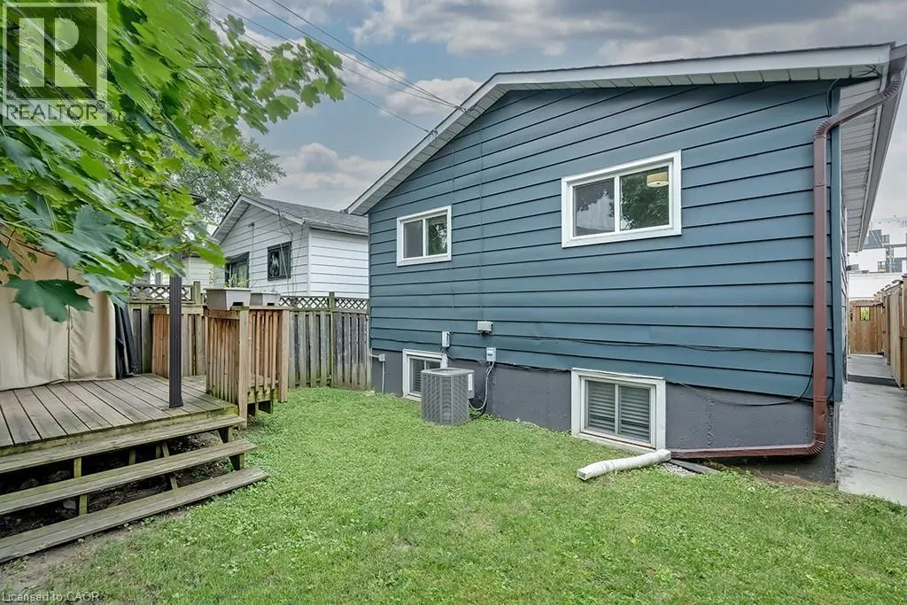 7 GARSIDE Avenue S Unit# Lower #Lower