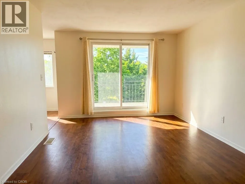 163 CHANDLER Drive Unit# 16 #16