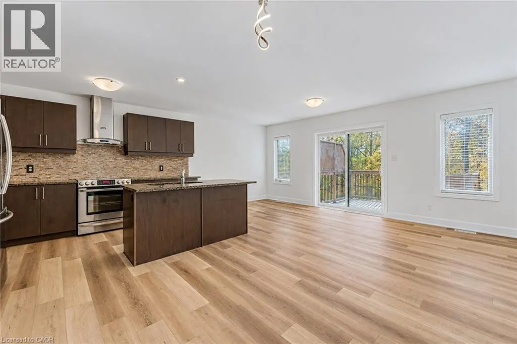 81 WOODEDGE Circle
