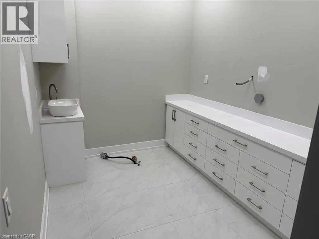 280 LESTER Street Unit# 7 #7