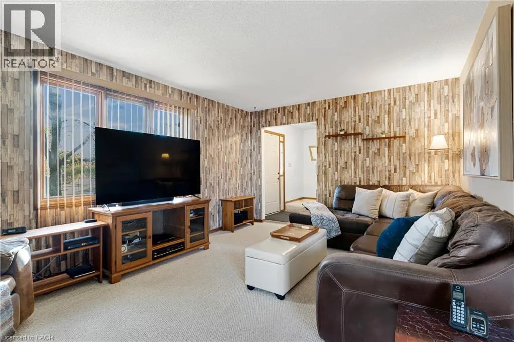 1177 LANGS Circle