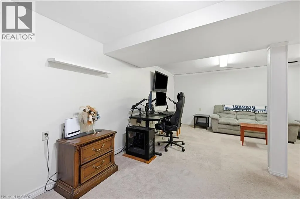 280 LIMERIDGE Road E Unit# 14 #14