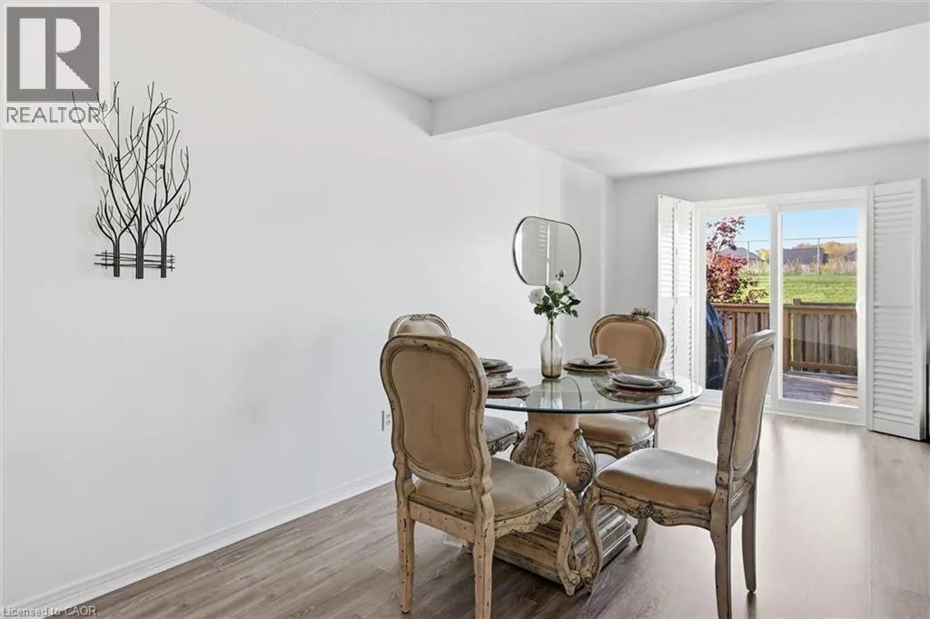 280 LIMERIDGE Road E Unit# 14 #14