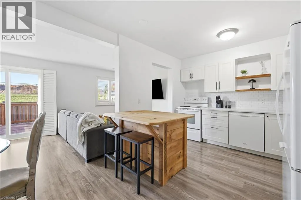 280 LIMERIDGE Road E Unit# 14 #14