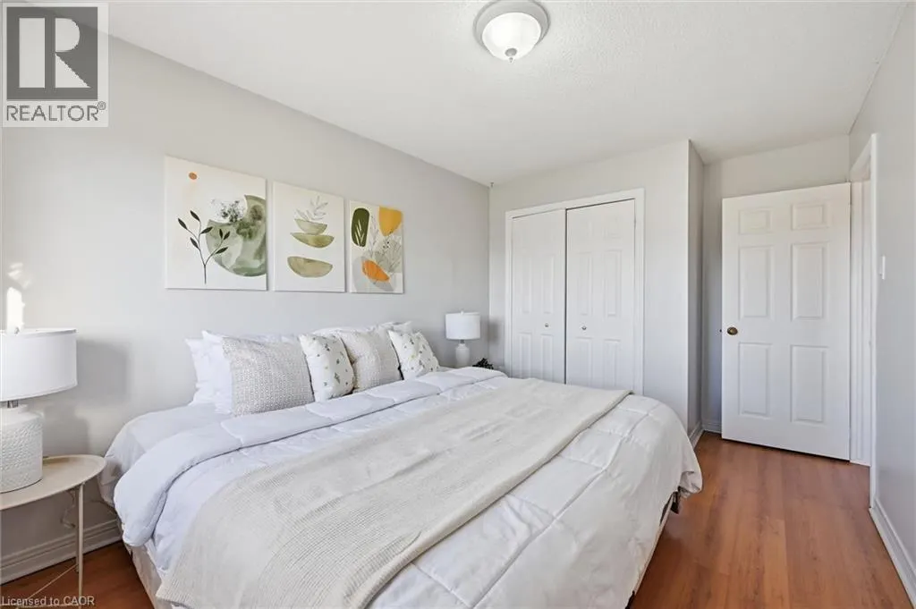 280 LIMERIDGE Road E Unit# 14 #14