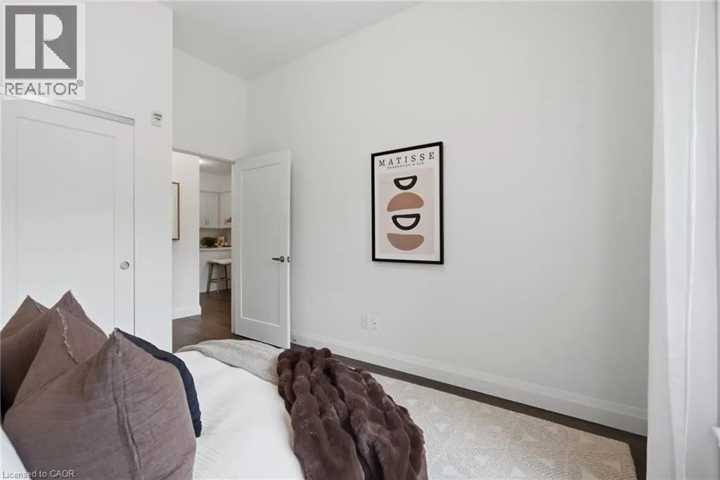 30 HAMILTON Street S Unit# 101 #101