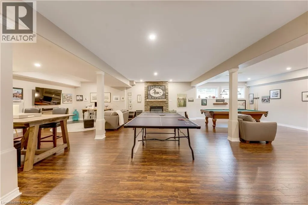 213 EDGEWATER Crescent