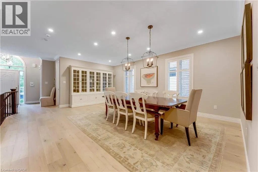213 EDGEWATER Crescent