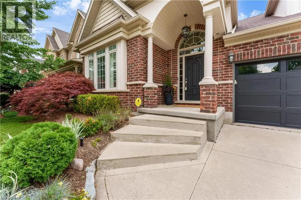 213 EDGEWATER Crescent