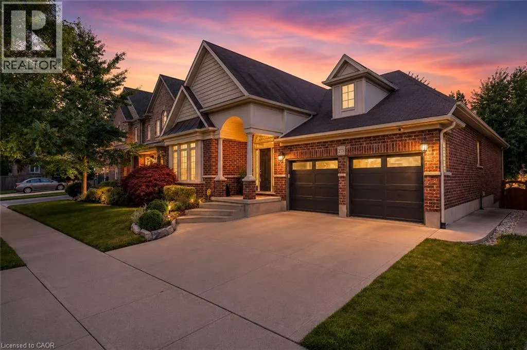 213 EDGEWATER Crescent