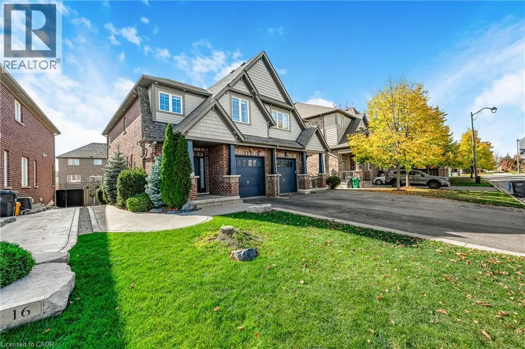 18 AUTUMN ARBOUR Road
