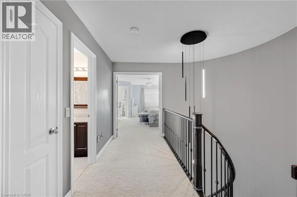 18 AUTUMN ARBOUR Road