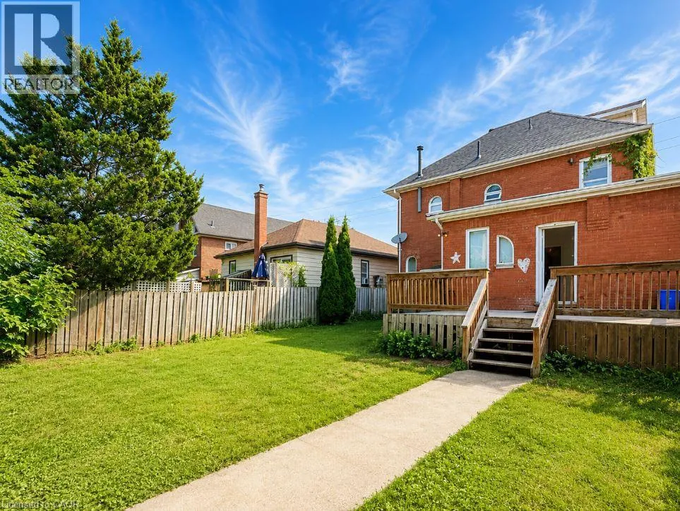 219 ERIE Avenue Unit# Main #Main
